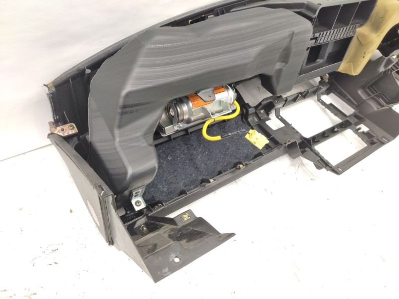 Recambio de salpicadero para nissan patrol gr v wagon (y61) 3.0 dti referencia OEM IAM   