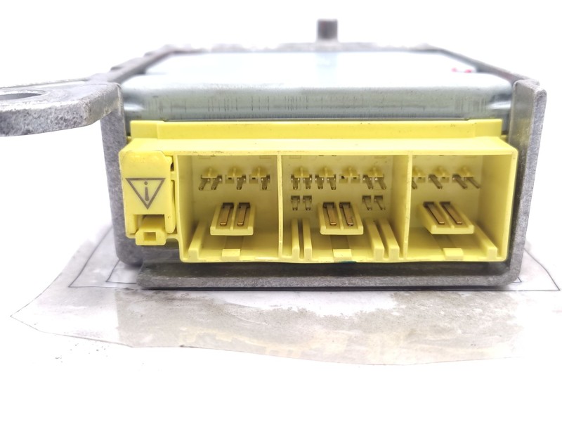 Recambio de centralita airbag para nissan patrol gr v wagon (y61) 3.0 dti referencia OEM IAM   