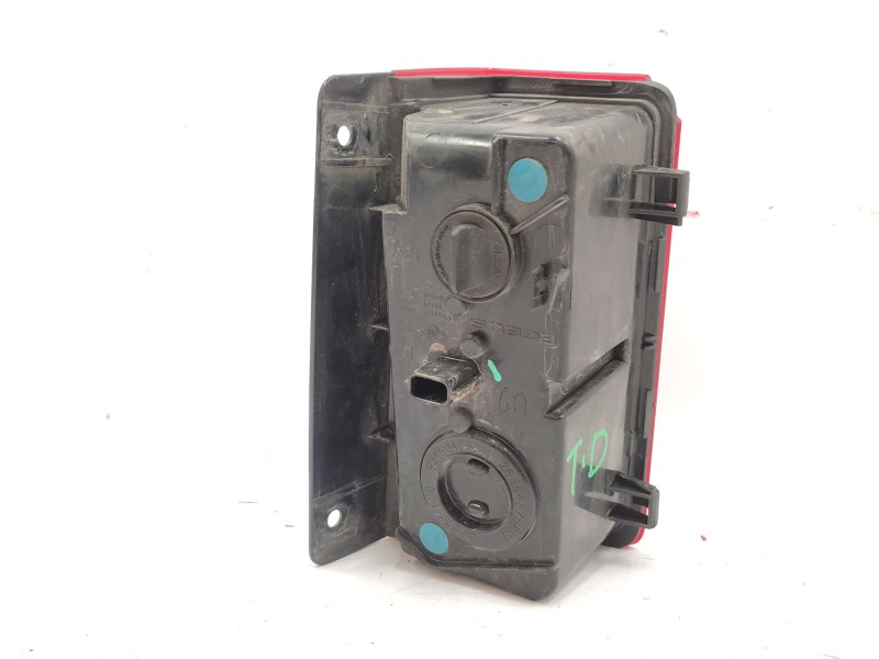 Recambio de piloto trasero derecho paragolpes para renault trafic iii furgoneta (fg_) 1.6 dci 145 (fgmg) referencia OEM IAM   