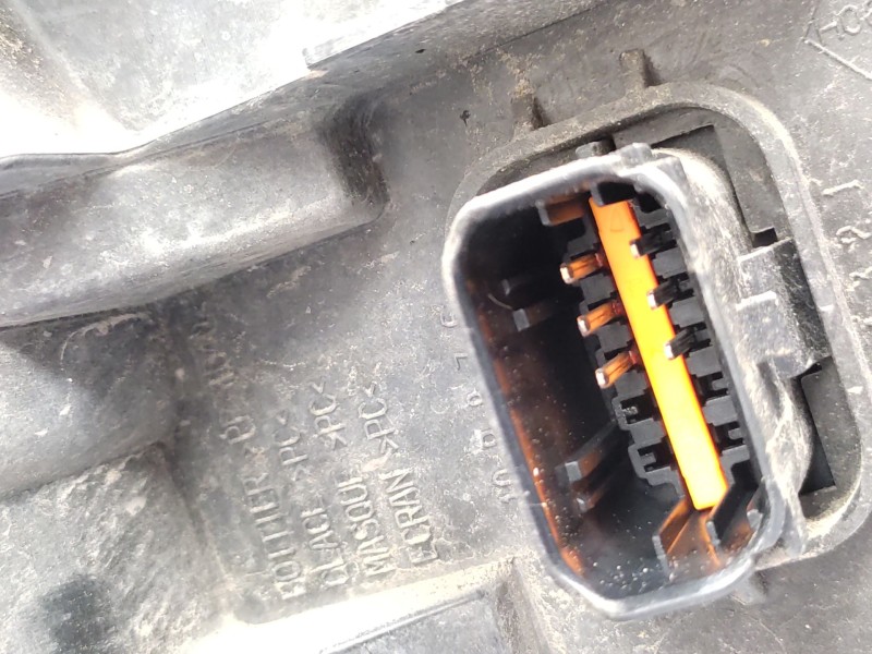 Recambio de faro izquierdo para renault trafic iii furgoneta (fg_) 1.6 dci 145 (fgmg) referencia OEM IAM   