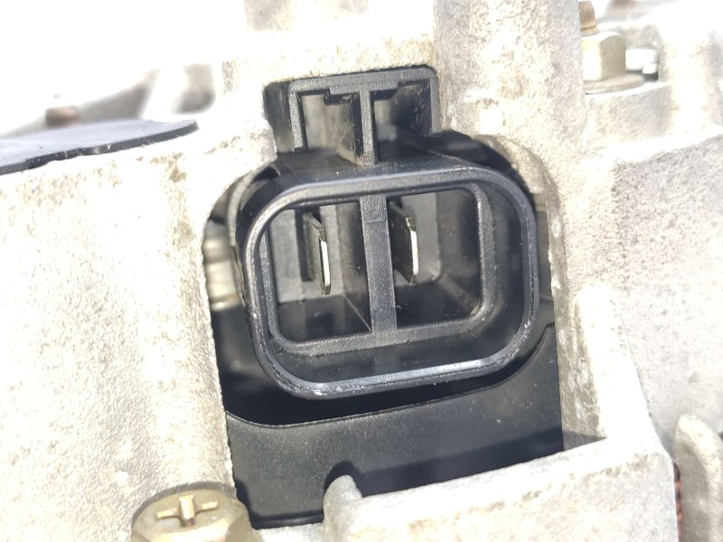 Recambio de alternador para nissan patrol gr v wagon (y61) 3.0 dti referencia OEM IAM  23100VC10A 