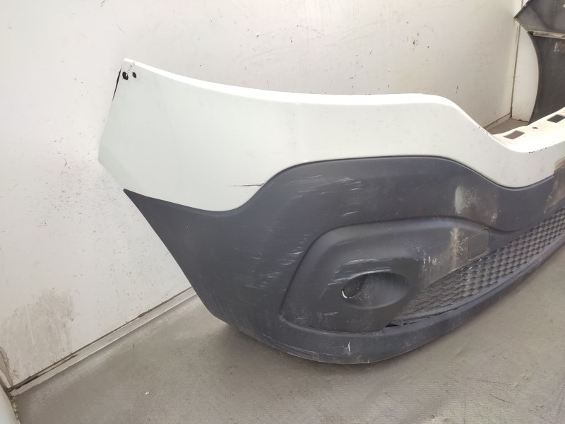 Recambio de paragolpes delantero para renault trafic iii furgoneta (fg_) 1.6 dci 145 (fgmg) referencia OEM IAM   