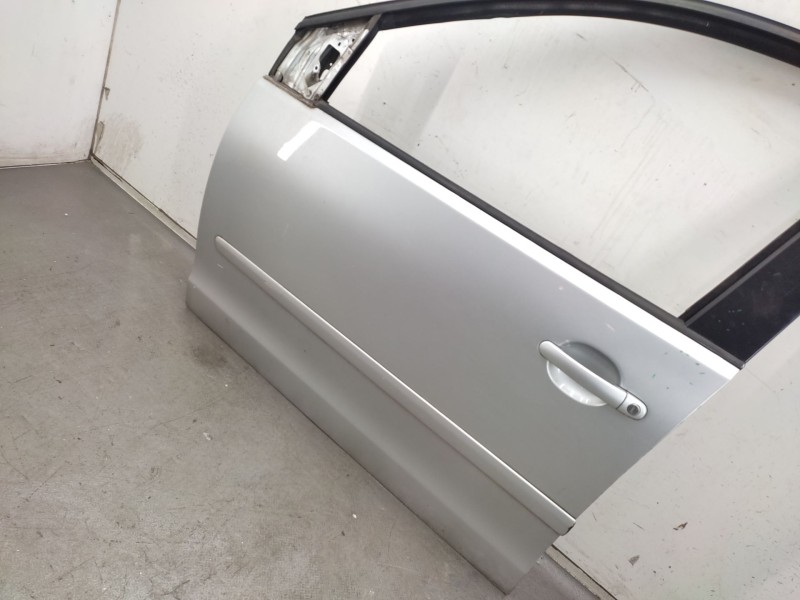Recambio de puerta delantera izquierda para volkswagen polo iv (9n_, 9a_) 1.9 sdi referencia OEM IAM  614831055P 