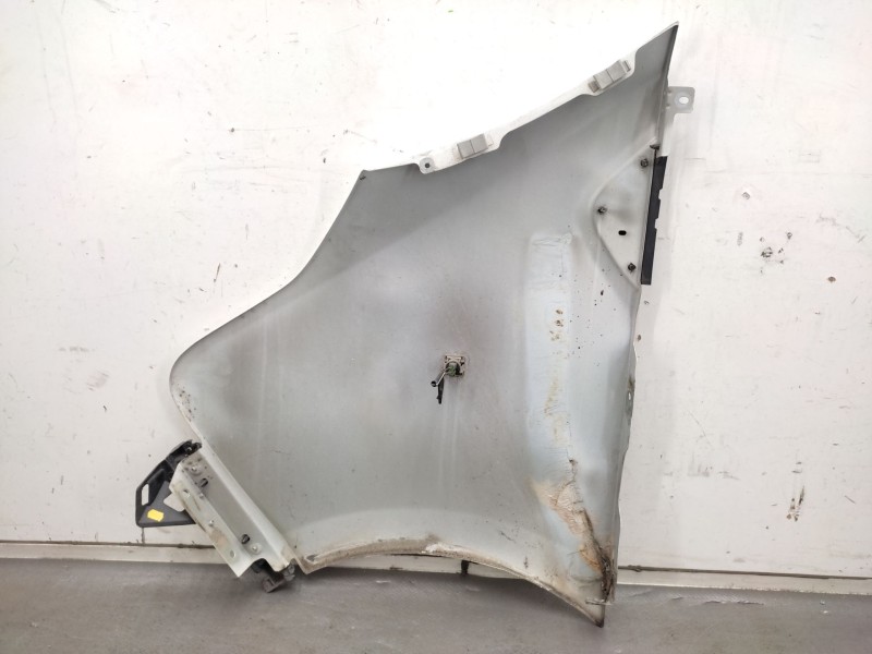 Recambio de aleta delantera derecha para renault trafic iii furgoneta (fg_) 1.6 dci 145 (fgmg) referencia OEM IAM   