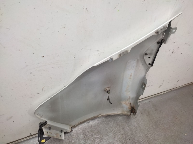 Recambio de aleta delantera derecha para renault trafic iii furgoneta (fg_) 1.6 dci 145 (fgmg) referencia OEM IAM   