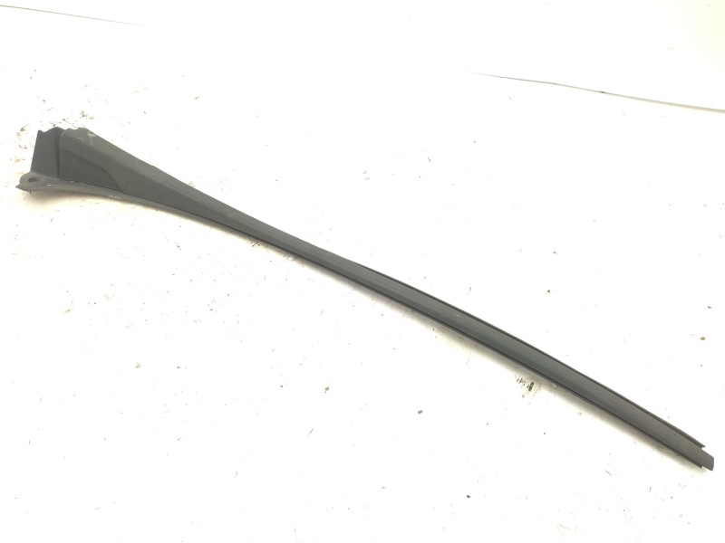 Recambio de moldura para renault trafic iii furgoneta (fg_) 1.6 dci 145 (fgmg) referencia OEM IAM 727608750R  
