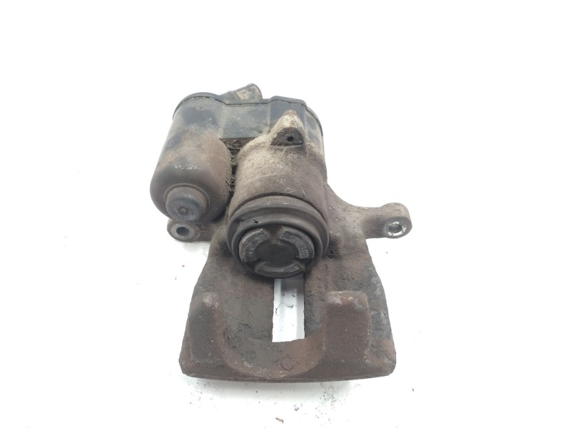 Recambio de pinza freno delantera derecha para audi a6 c6 (4f2) 2.7 tdi referencia OEM IAM  4F0615124 