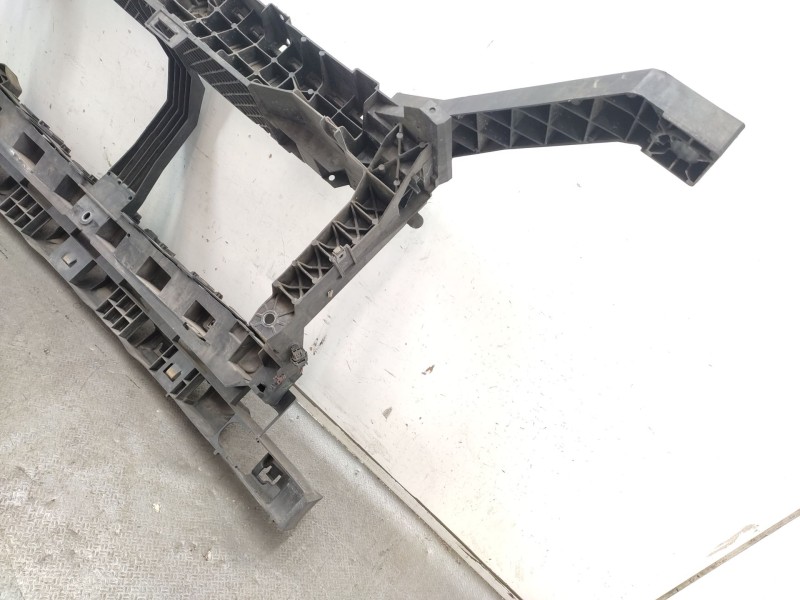 Recambio de panel frontal para renault trafic iii furgoneta (fg_) 1.6 dci 145 (fgmg) referencia OEM IAM   