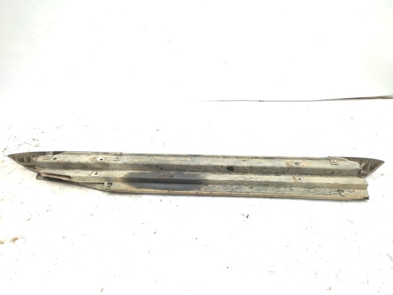 Recambio de estribo para nissan patrol gr v wagon (y61) 3.0 dti referencia OEM IAM   