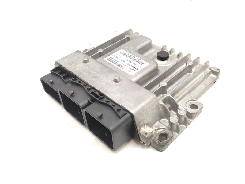 Recambio de centralita motor uce para ford kuga (cbs) titanium referencia OEM IAM   