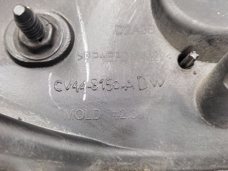 Recambio de calandra delantera de radiador para ford kuga (cbs) titanium referencia OEM IAM   