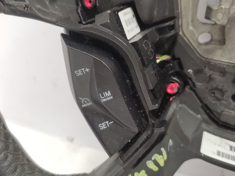 Recambio de volante para ford kuga (cbs) titanium referencia OEM IAM   
