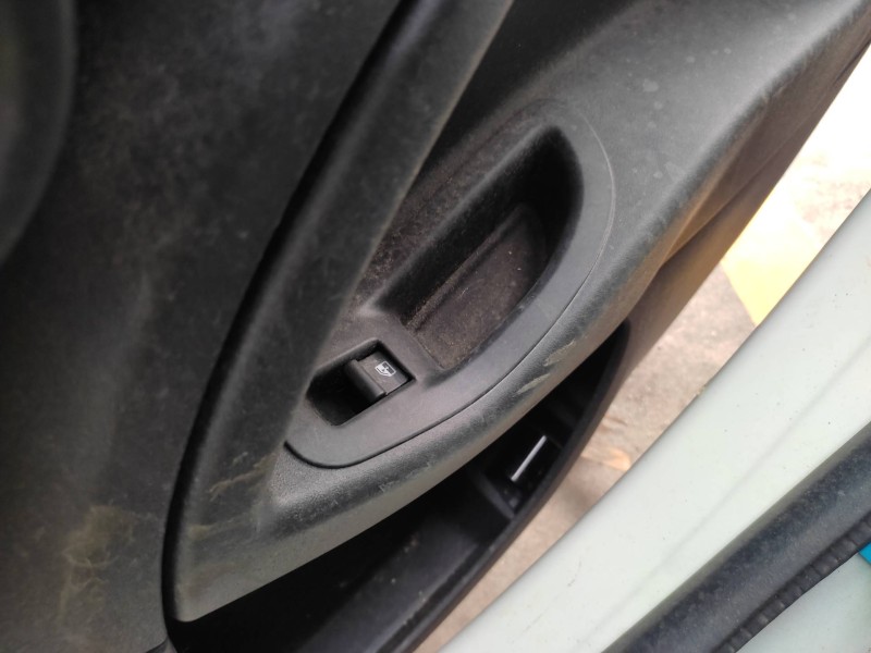 Mando Elevalunas Trasero Derecho 735633155  - Fiat 500 X (334) City Cross 4