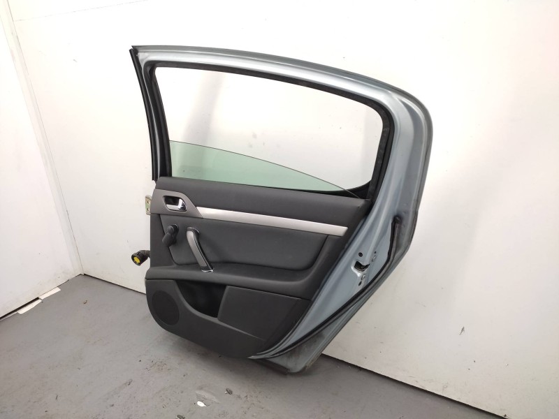 Puerta Trasera Derecha 9008n1  - Peugeot 407 Sr Confort 2