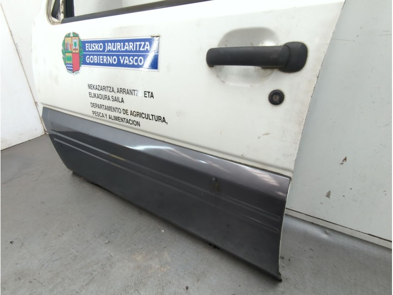 Puerta Delantera Izquierda 801011f231  - Nissan Terrano Ii (r20) 2.7 Tdi 4wd 3