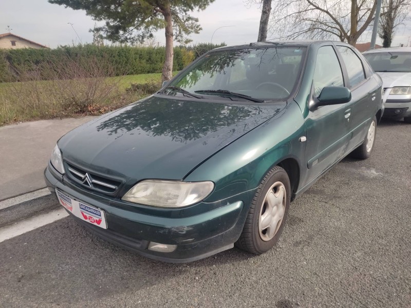 citroën xsara berlina del año 2000