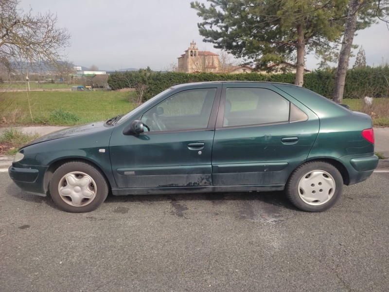 citroën xsara berlina del año 2000