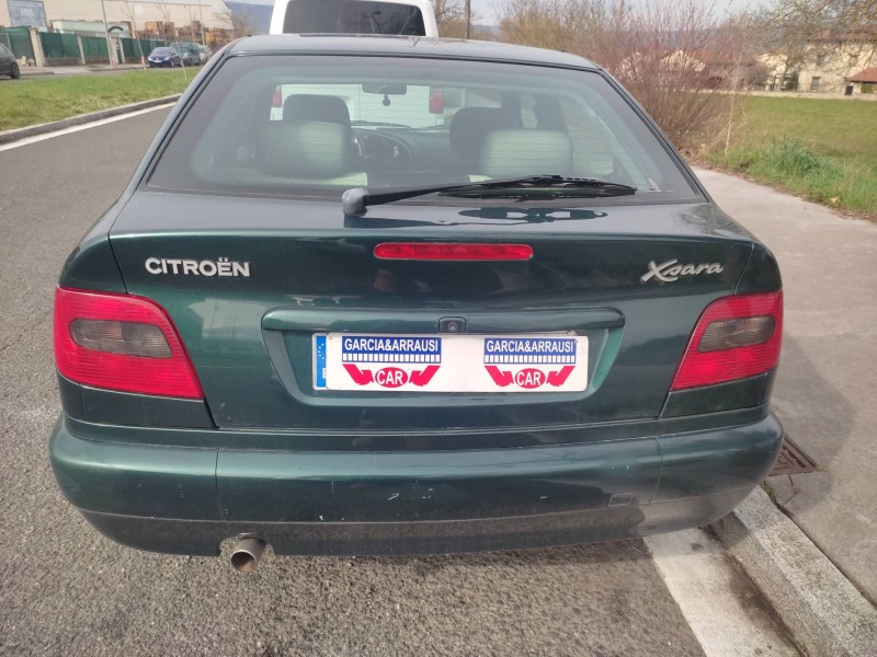 citroën xsara berlina del año 2000