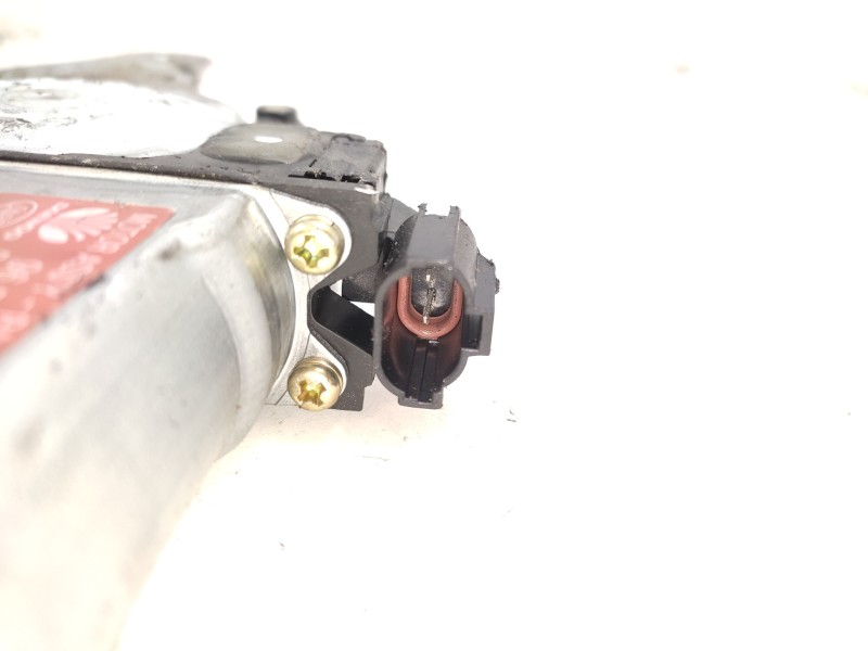 Elevalunas Delantero Derecho 96541738  - Daewoo Kalos 1.4 Sr 3