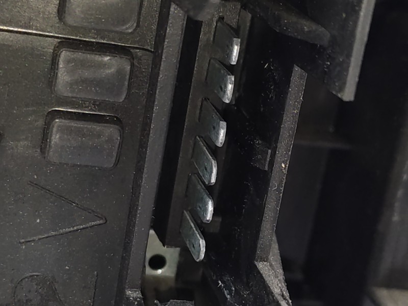 Piloto Trasero Derecho 023411  - Mg Serie 200 (xw) 216 Gti 3