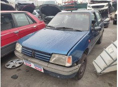 peugeot 205 berlina del año 1998