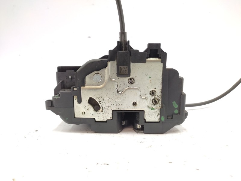 Recambio de cerradura puerta trasera derecha para renault scenic iii grand dynamique referencia OEM IAM 825020033R  