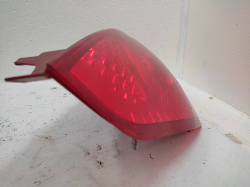 Piloto Trasero Izquierdo 8a6113405ac  - Ford Fiesta (cb1) 1.25 16v Cat 3