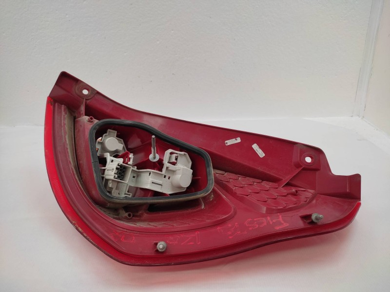 Piloto Trasero Izquierdo 8a6113405ac  - Ford Fiesta (cb1) 1.25 16v Cat 6