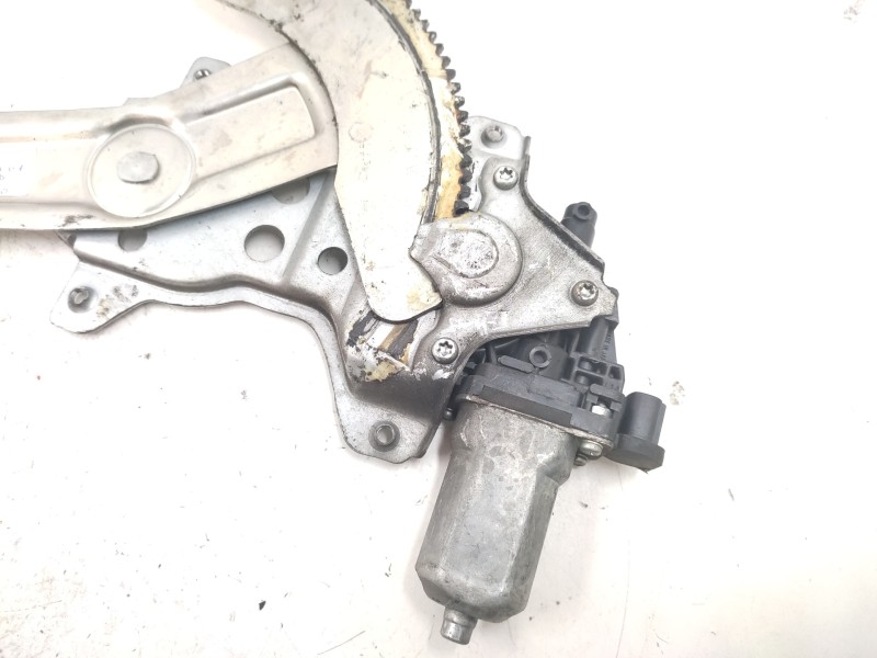Elevalunas Delantero Izquierdo 8353063j00  - Suzuki Sx4 Rw (ey) 1.6 16v Cat 4