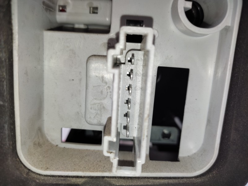 Piloto Trasero Derecho 6r0945096l  - Volkswagen Polo (6r1) 1.2 6