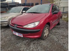 peugeot 206 berlina del año 2001
