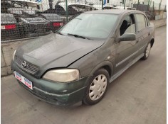 opel astra g berlina del año 2001