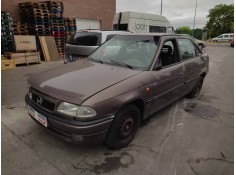 opel astra f berlina del año 1997