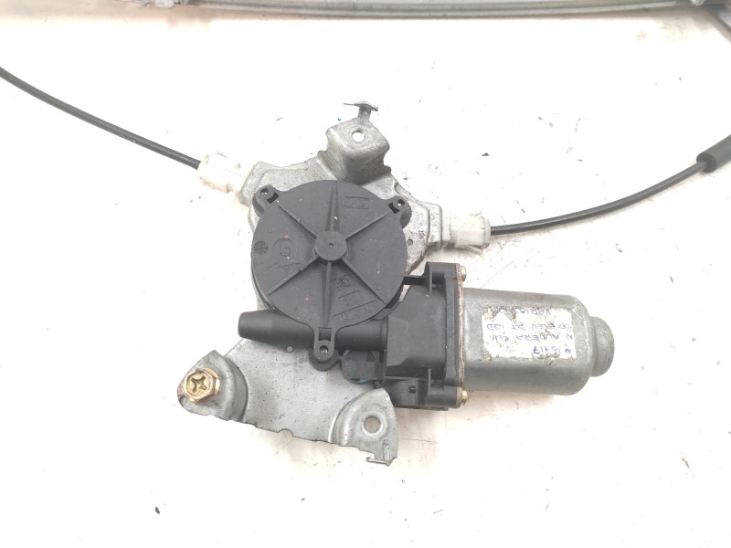 Elevalunas Delantero Izquierdo 400601t2  - Nissan Almera (n16/e) 1.5 16v Cat 4