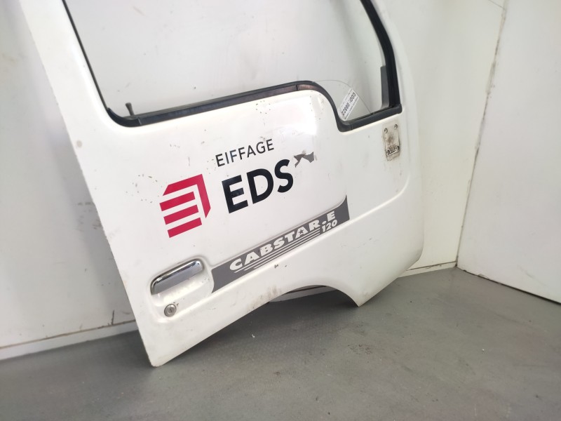 Puerta Delantera Derecha 801000t530 H01009x200 H01002t631 - Nissan Cabstar E 3.0 Diesel 2