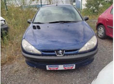 peugeot 206 berlina del año 2001