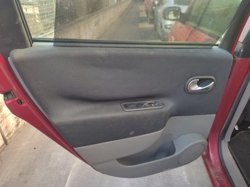 renault scenic ii del año 2005