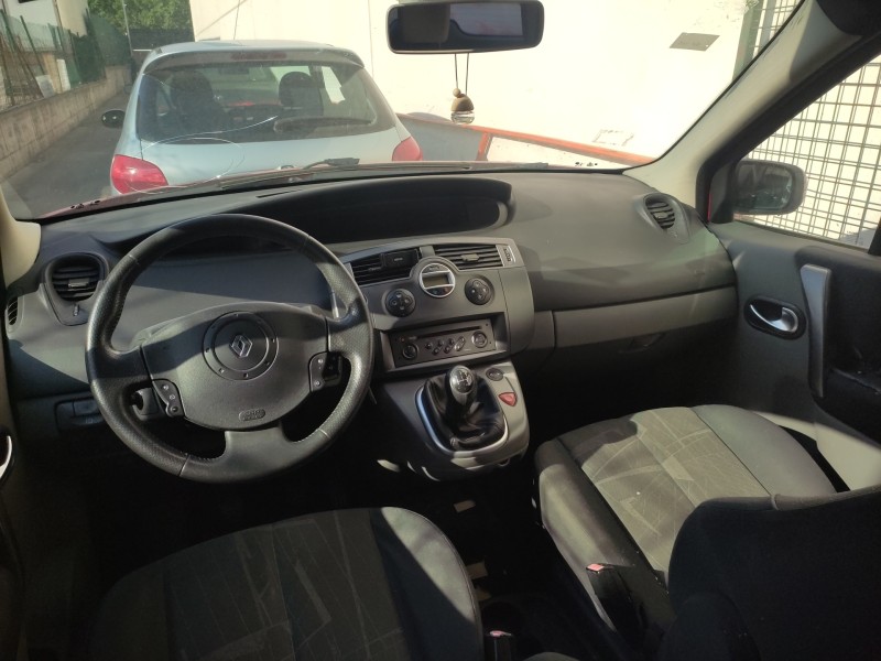 renault scenic ii del año 2005