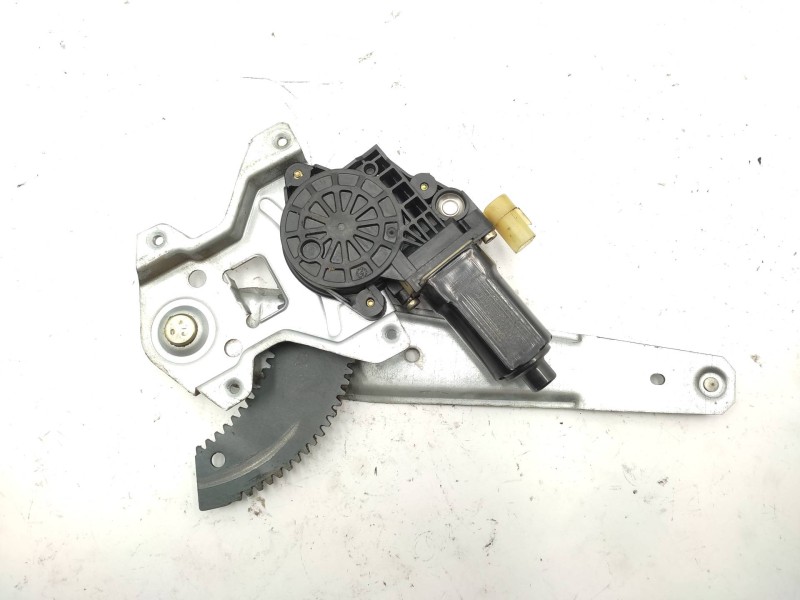 Elevalunas Trasero Izquierdo 834031c010  - Hyundai Getz (tb) 1.5 Crdi Copa 3