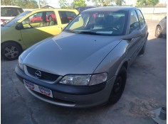 opel vectra b berlina del año 1997