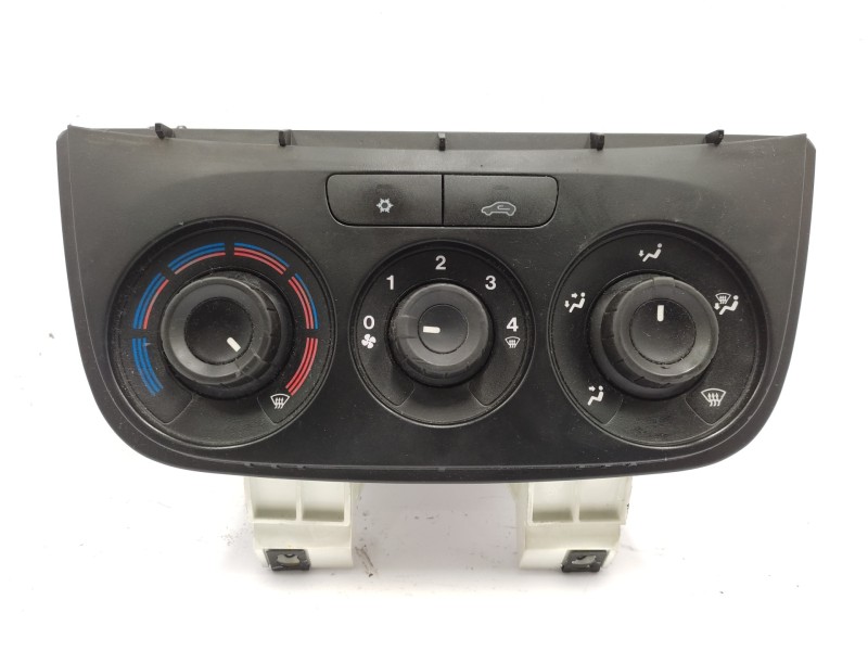 Recambio de mando climatizador para opel combo d 1.3 16v cdti referencia OEM IAM 95510823  