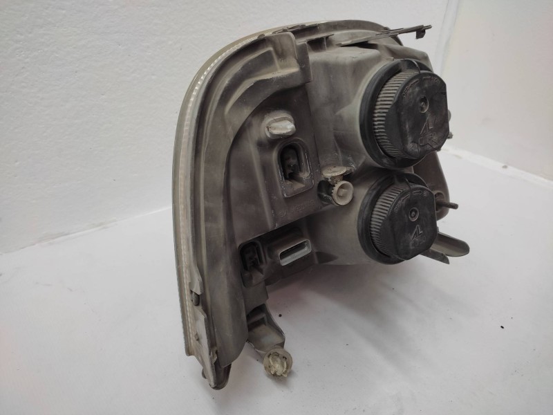 Recambio de faro izquierdo para nissan interstar (x70) caja cerrada, l 1h1, batalla corta 2,8t referencia OEM IAM 8200163516E 22