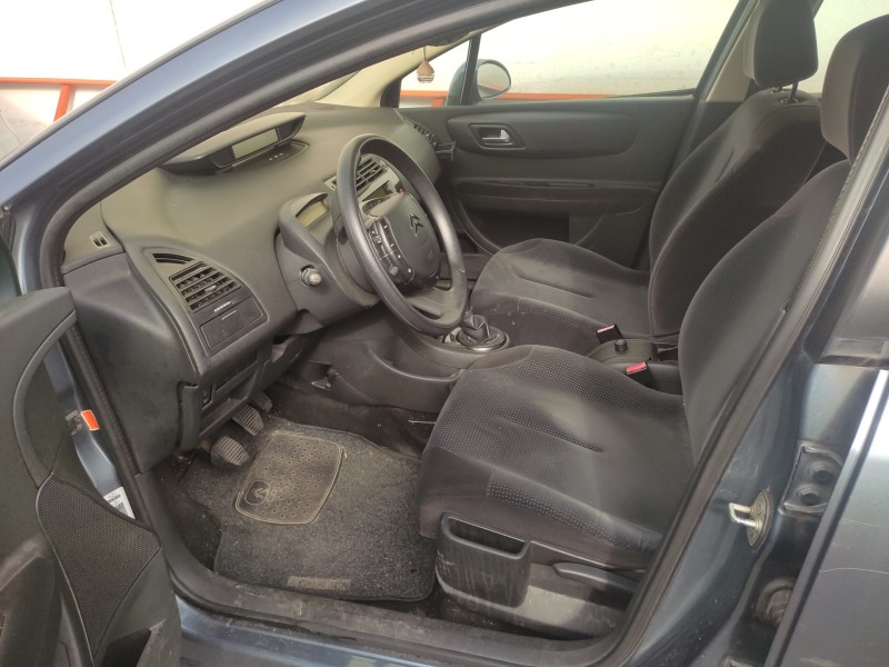 citroën c4 berlina del año 2006