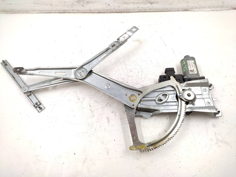 Elevalunas Delantero Izquierdo 93184842  - Opel Zafira B 1.9 Cdti 2