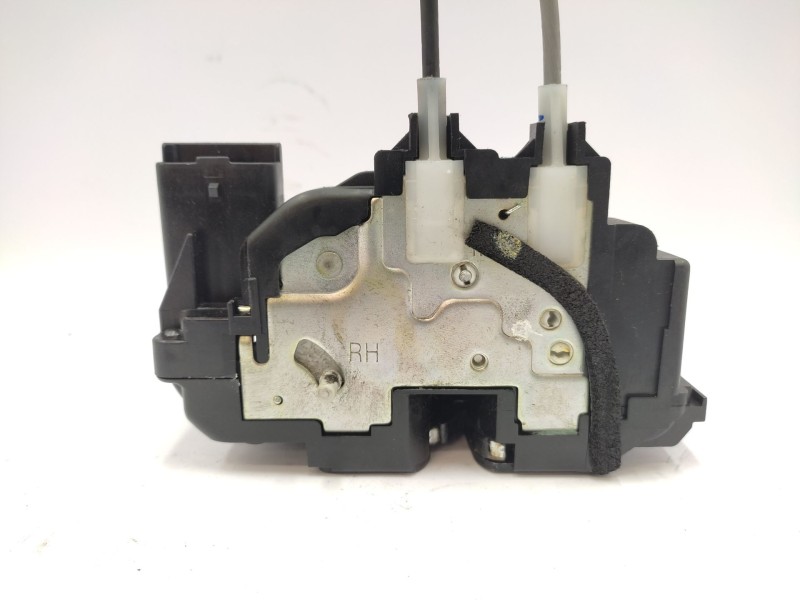 Cerradura Puerta Trasera Derecha 814201j520  - Hyundai I20 1.2 16v Cat 2