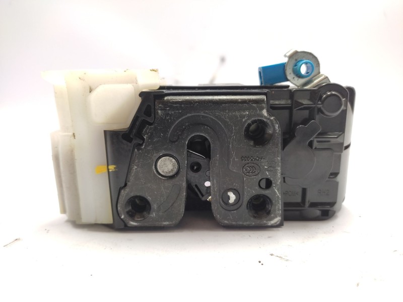 Cerradura Puerta Delantera Derecha 813201j030  - Hyundai I20 1.2 16v Cat 3