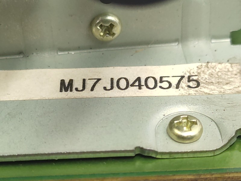 Mando Volante 8915008c02hcn Mj7j040575  - Ssangyong Rodius Xdi 7