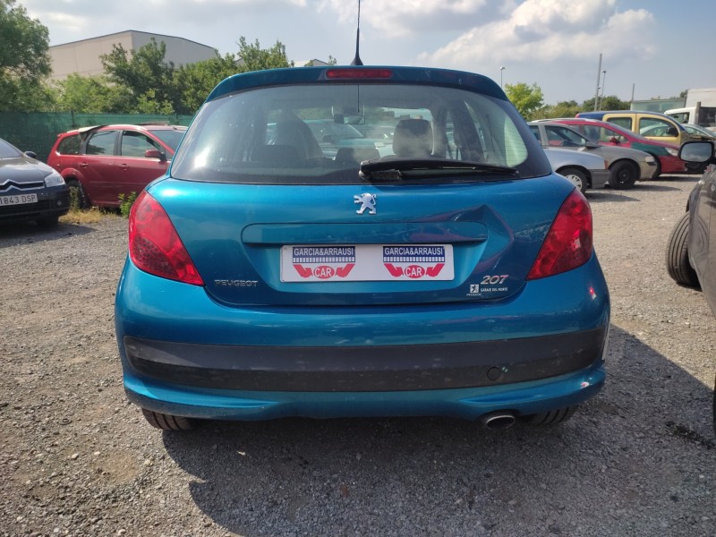 peugeot 207 del año 2007