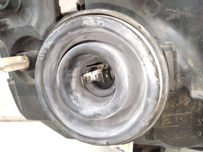 Faro Izquierdo 8200589036 89902194  - Renault Kangoo 4x4 1.6 16v 3