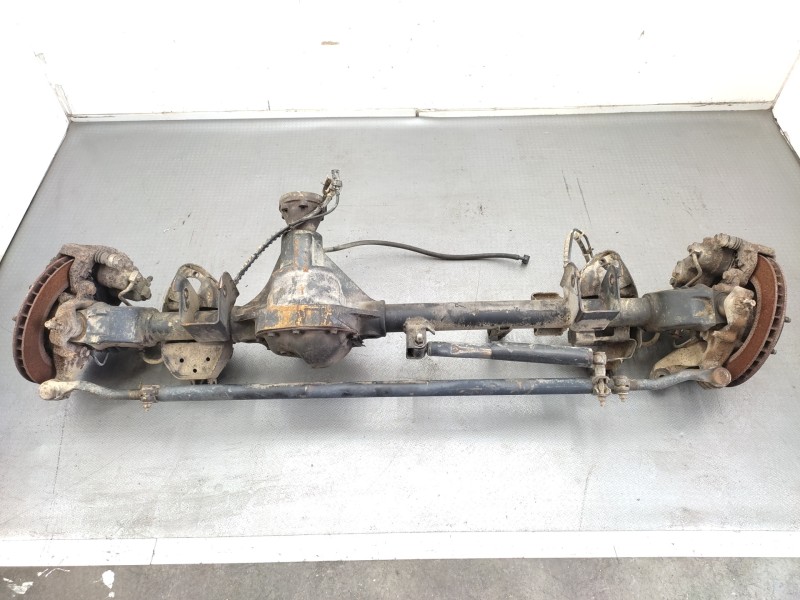 Recambio de puente delantero para jeep gr.cherokee (wj/wg) 3.1 td laredo referencia OEM IAM 52111059AD  